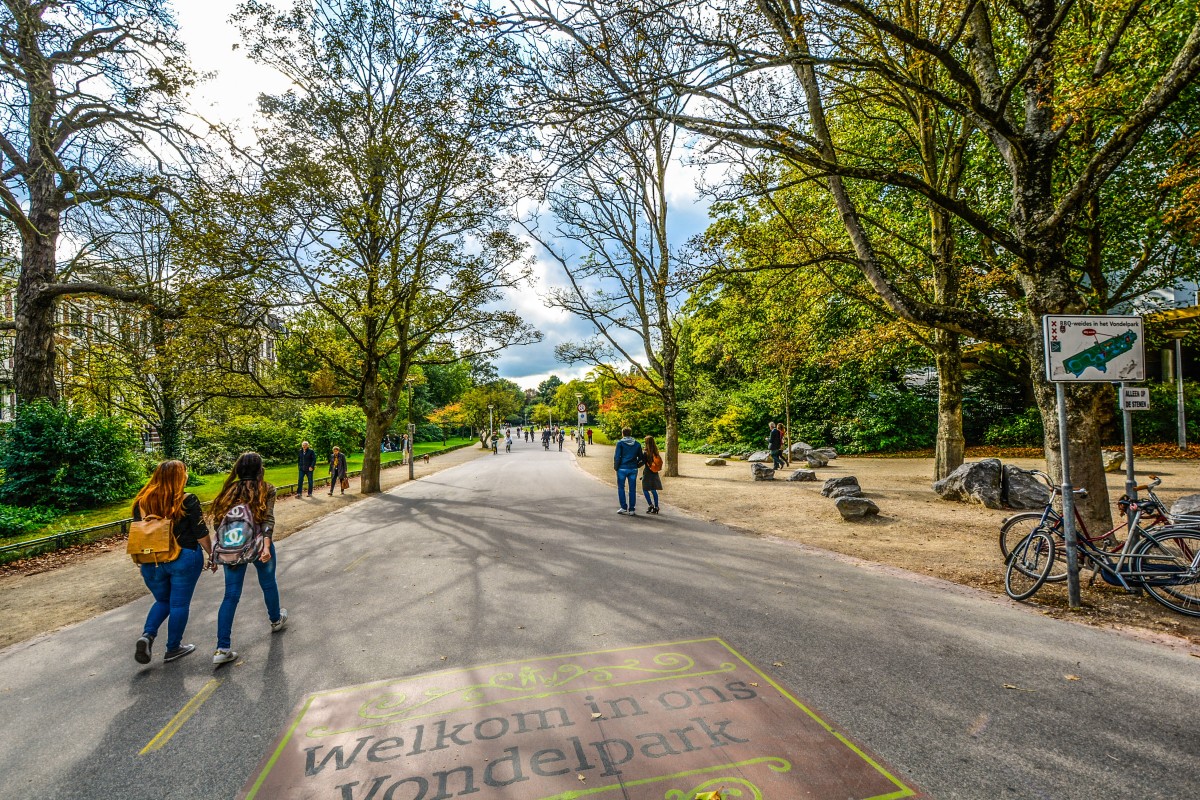 People walking through Vondelpark