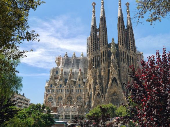 Facts about Sagrada Familia in Barcelona