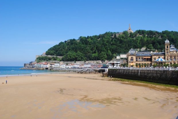 Donosti beach in the morning