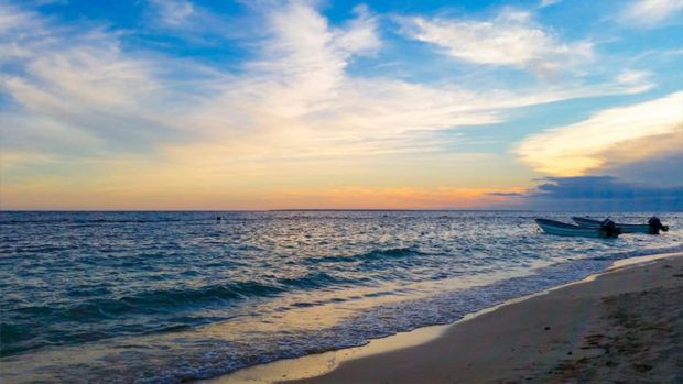 Minitas Beach in the Caribbean