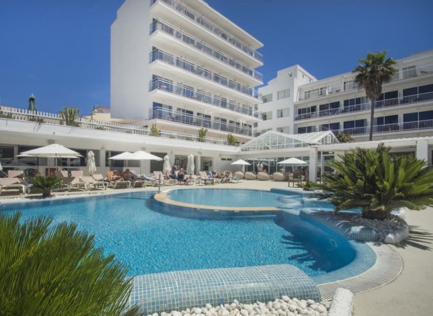 Catalonia del Mar Hotel and Pool