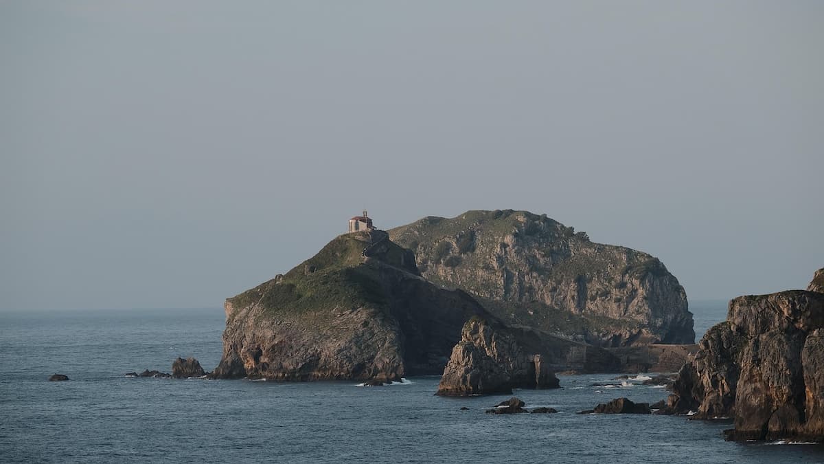 Beach near Bilbao, in mountains