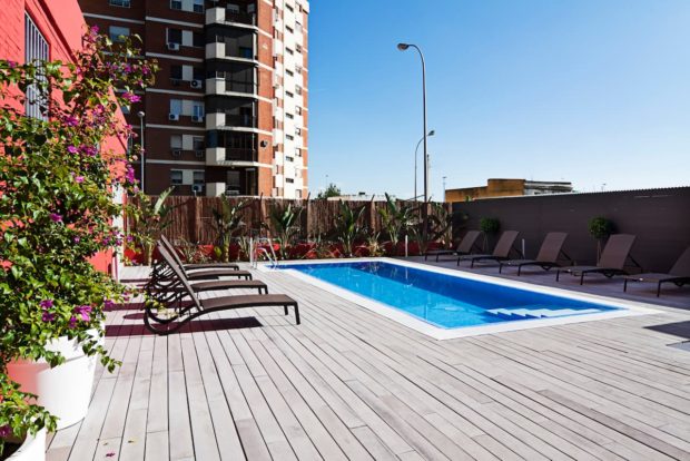Catalonia Hispalís Hotel Swimming Pool