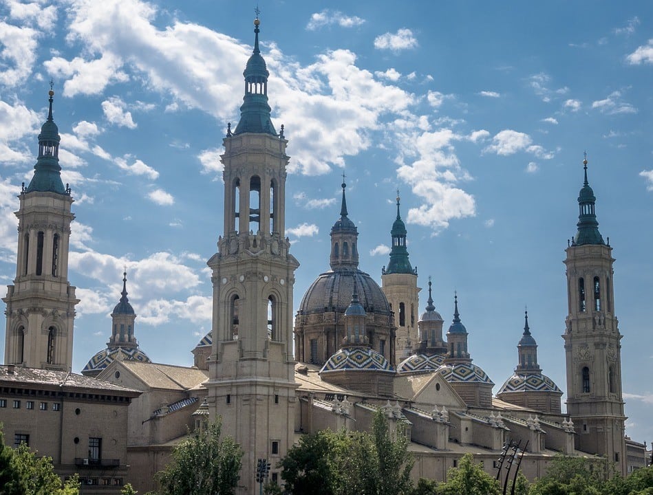 que ver en zaragoza el pilar