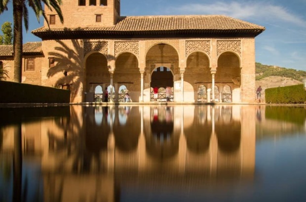 alhambra monumento de granada