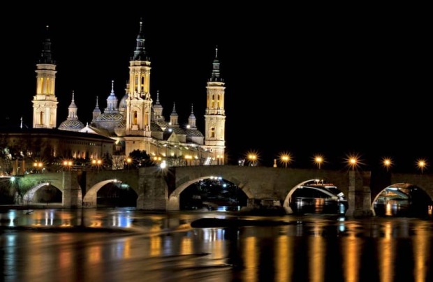 puente y basilica del pilar zaragoza