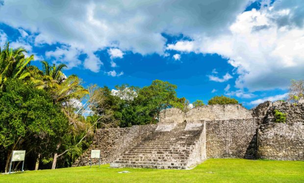 Zona arqueológica de Kohunlich.