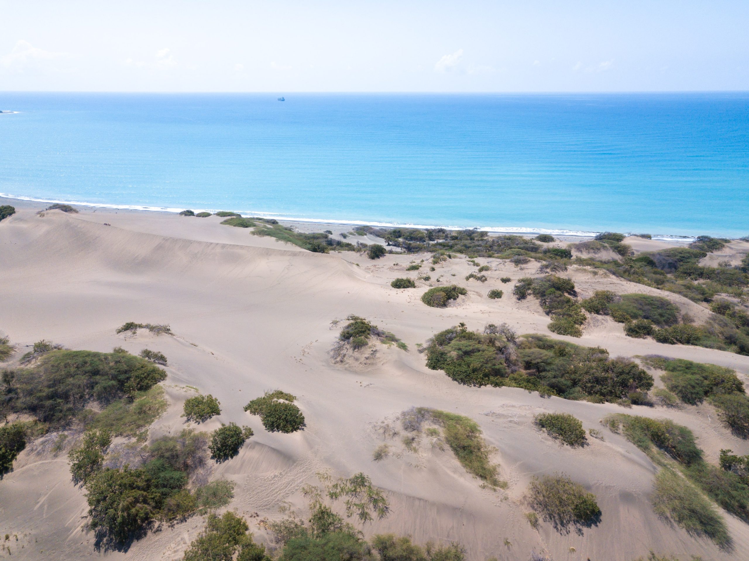 Dunas de Baní: Un desierto en la República Dominicana | Catalonia