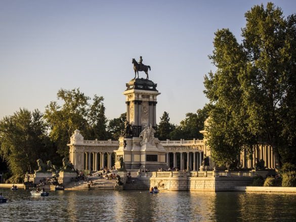 Monumento a Alfonso XII del parque de El Retiro
