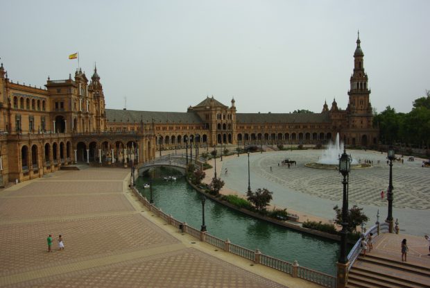 Plaza de España en la ciudad de Sevilla