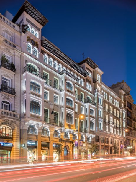 Facha del hotel Catalonia Gran Vía en Madrid