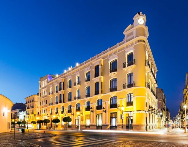 Fachada del hotel Catalonia Ronda