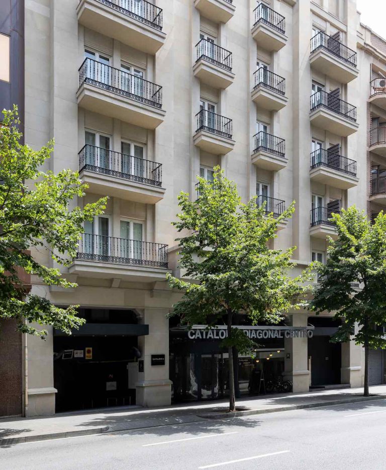 CataloniaDiagonalCentro fachada 01