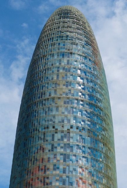 arquitectura-contemporanea-barcelona-torre-agbar