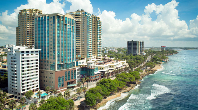 CataloniaSantoDomingo_blogfeatDiaDeLasMadres