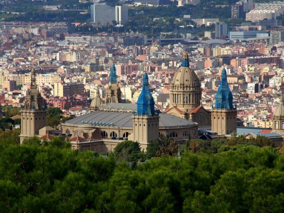 barcelona-585x439