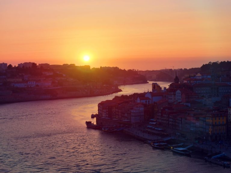 atardecer romantico en oporto