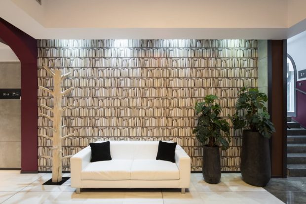 Zona de descanso del hotel Catalonia Port en Barcelona