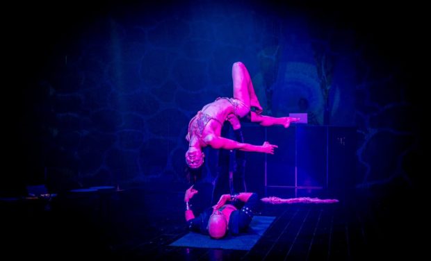 Bailarines en el Show de Rauxa en Catalonia Royal Tulum Adults Only