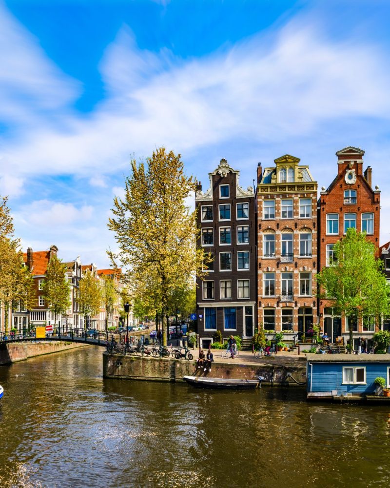 Editorial: 7th May 2017: Amsterdam, Holland: Spring sunny day in the city