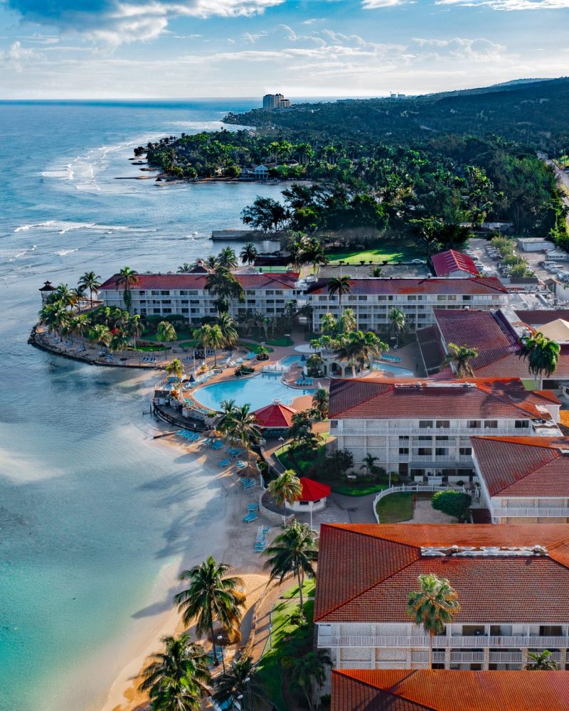 CATALONIA MONTEGO BAY 46-1