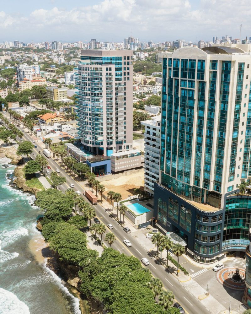 SantoDomingo Hero 01