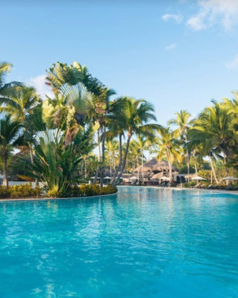 how-are-hotels-classified-585x439